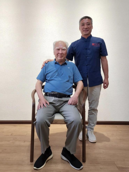 J9九游会 九游会J9杨国福董事长拜师川菜国家级烹饪大师(图1)