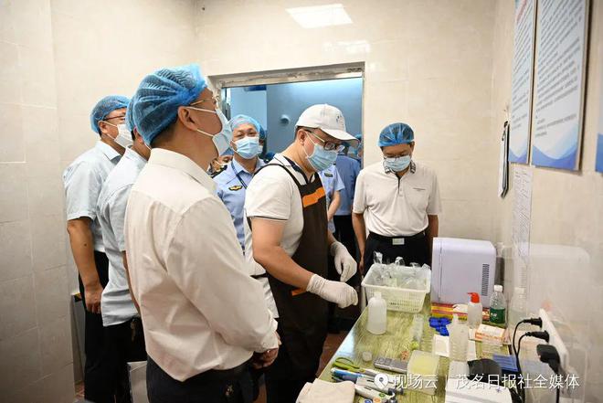 J9九游会 九游会J9茂名：开学啦！校园及周边食品安全怎么样？现场直击！(图2)
