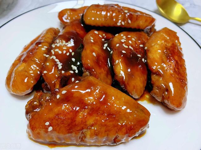 九游会J9 J9九游会川菜PK鲁菜谁才是中国人餐桌上最喜欢的菜？看答案就明白了(图2)