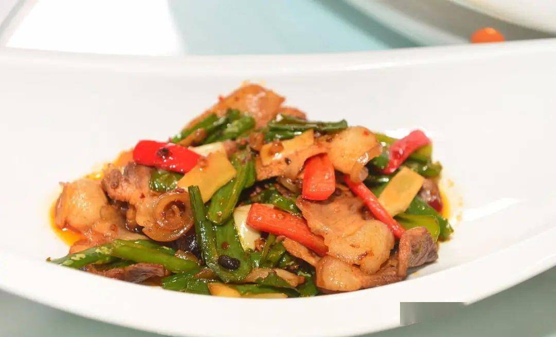 J9九游会 九游会J9为什么餐厅的回锅肉那么好吃？方法和配料告诉你学会记得收藏好(图3)