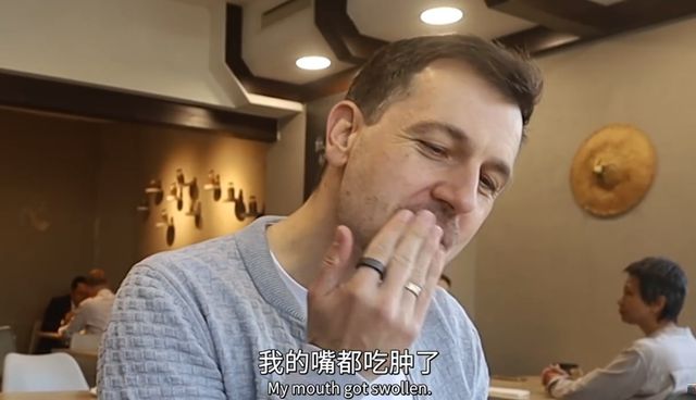 德国巅峰访谈阿福采访波尔 九游会J9 J9九游会德国一哥房车上做川菜退役后想游遍中国(图6)