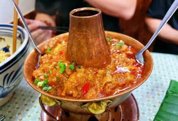 在挖掘“隐藏美食”这一块当代大学生就没输过九游会J9 J9九游会(图15)