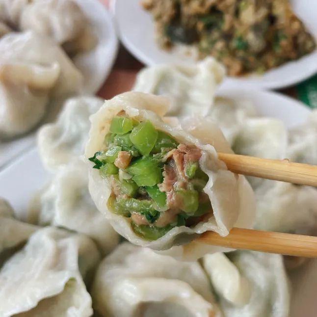 在挖掘“隐藏美食”这一块当代大学生就没输过九游会J9 J9九游会(图13)
