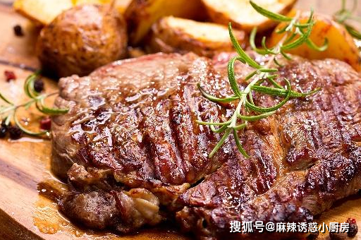 喝红酒配上J9九游会 九游会J9这几道菜简直不能再巴适！(图2)