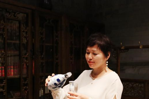 饮美酒品正九游会J9 J9九游会宗川菜寻味北京这家馆子品的是历史和美食文化(图10)