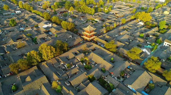 静生活慢时光来一场南充city walk！J9九游会 九游会J9(图2)