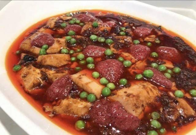 J9九游会 九游会J9看了日本草莓麻婆豆腐再看澳涞山庄美食如地狱到天堂(图1)