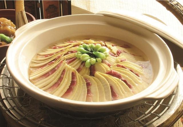 九游会J9 J9九游会中国八大菜系之一安徽菜。美食攻略安徽菜谱十大最经典名菜(图6)