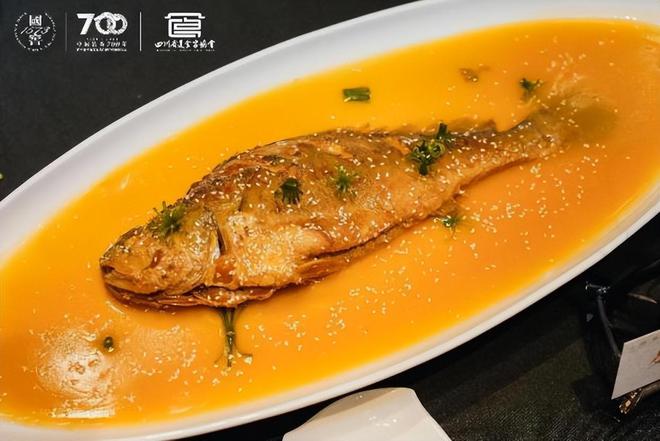 024国窖1573天府名宴正九游会J9 J9九游会式启幕川菜川酒共谱美食华章(图14)