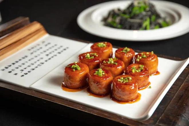 【悦食】菜J9九游会 九游会J9名里的故事(图1)