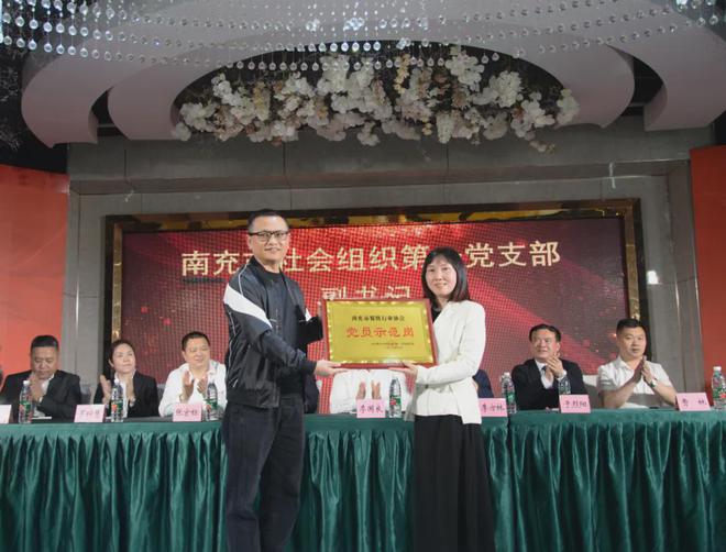 “活动小杠杠·撬动大九游会J9 J9九游会效应”！南充餐饮业用“味道”加速突围……(图12)