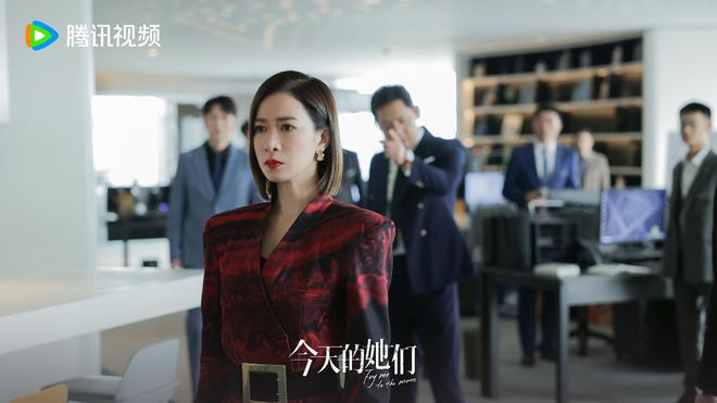 九游会J9 J9九游会因为佘诗曼又看了一部癫剧(图5)